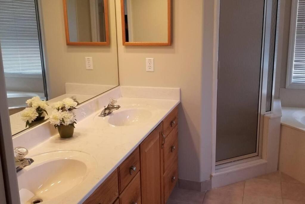 Black Diamond Beauty With Concierge Service Lecanto Exterior photo